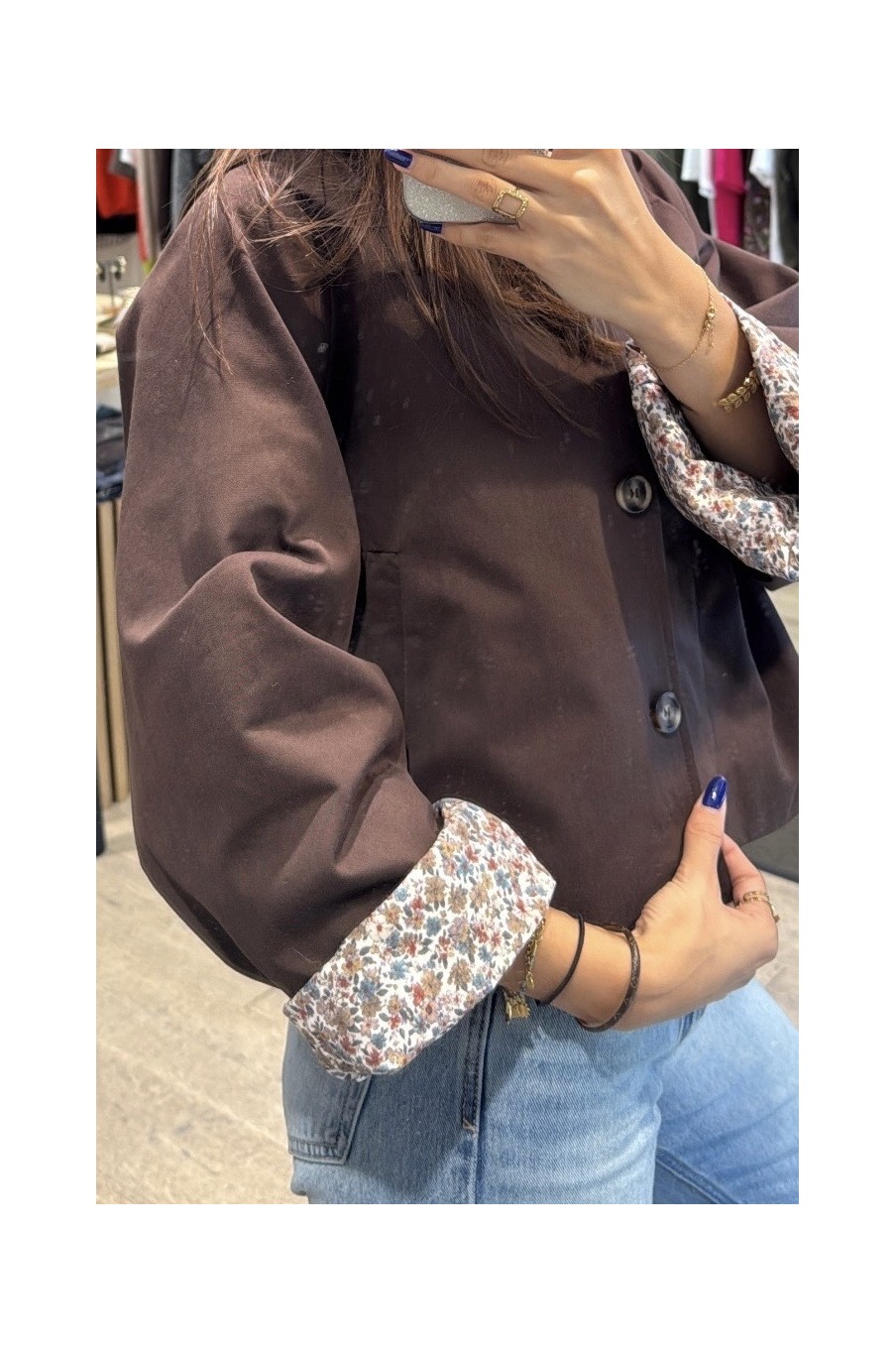 Trench court choco.