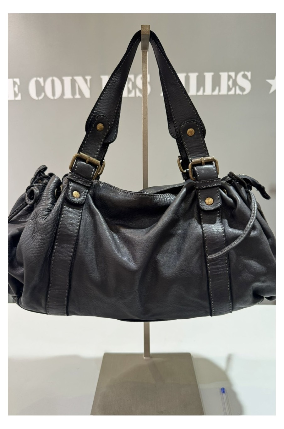 Sac en cuir souple noir modèle Maléna