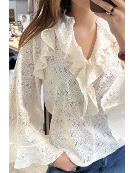 Blouse dentelle volantée